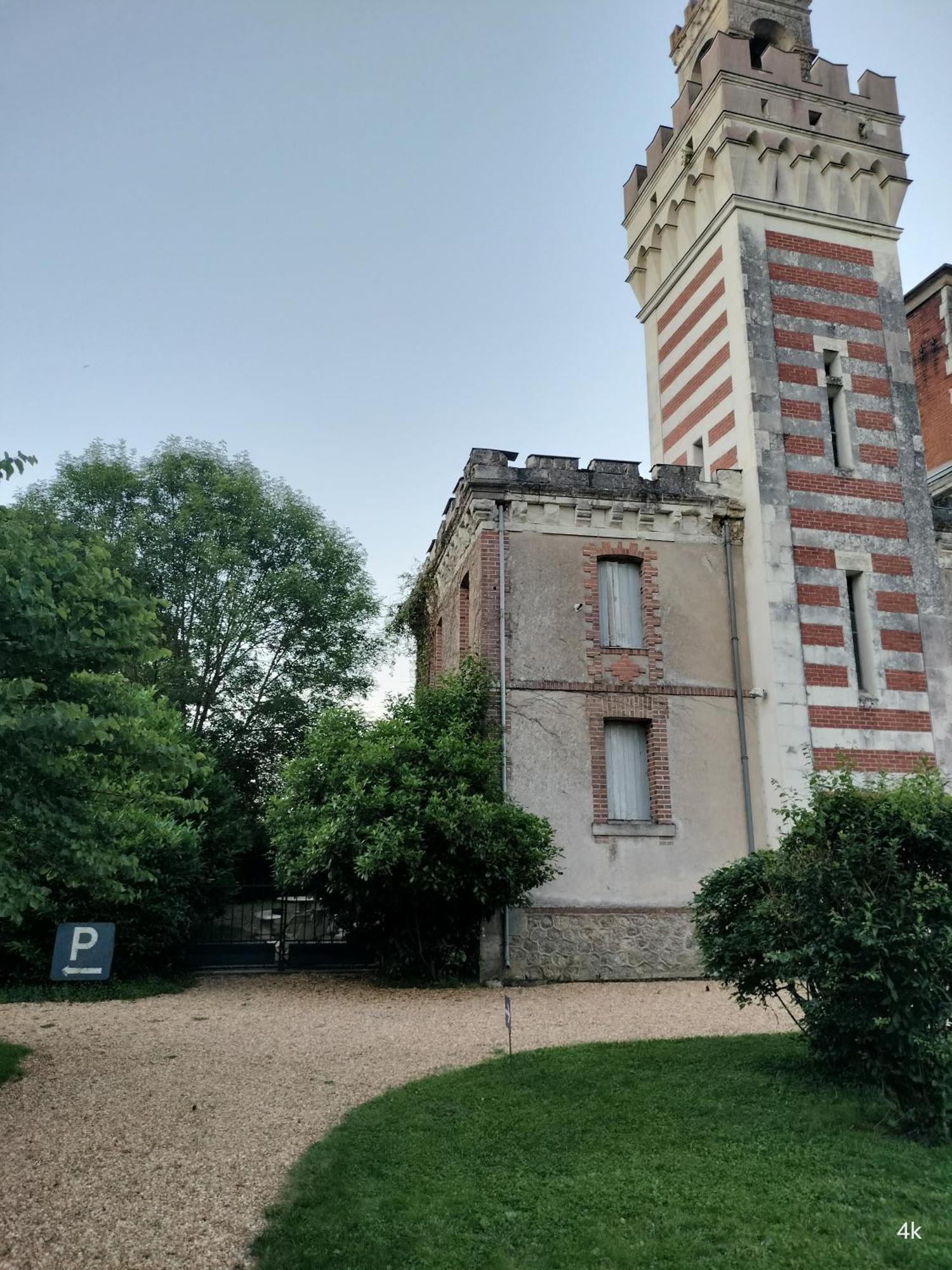 La Tour Carree D'Un Chateau Auzouer-en-Touraine Exterior foto